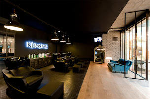 Photo n°4 de Coiffirst Faubourg Saint-Honoré à Paris (Salon de coiffure)