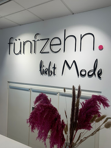 fünfzehn. liebt Mode Gallery - Germany