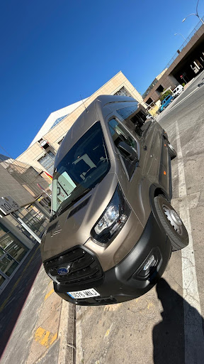 Premium Shuttles - Visual