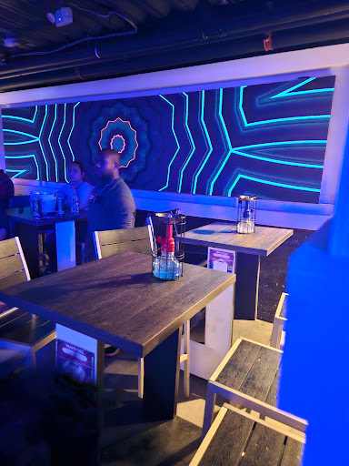 BarCode Entertainment Complex - Visual