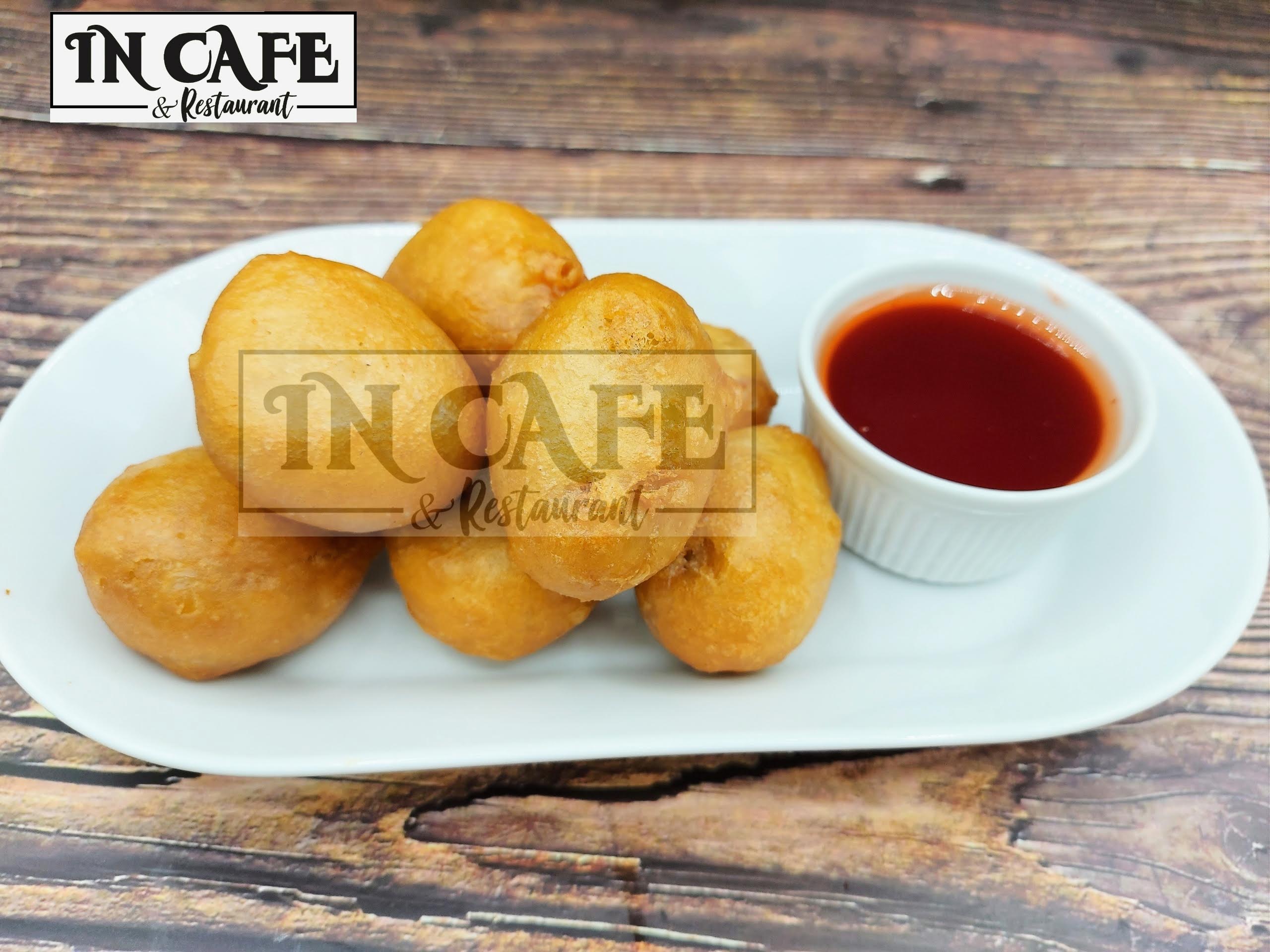 In Cafe & Restaurant