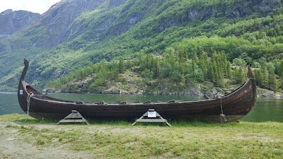 Photos of N&aelig;r&oslash;ydesign