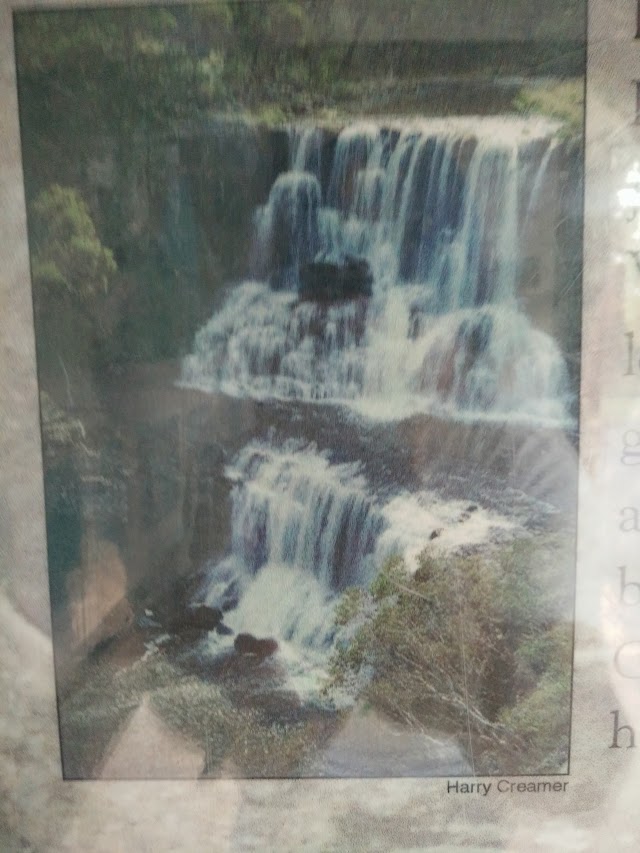 Wollomombi Falls