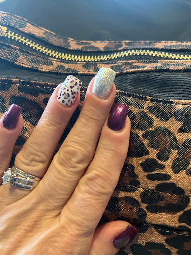 Tips N’ Toes Nails Spa - Thumbnail