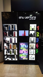 Photo n°24 de Gomina bis coiffure à Gien (Salon de coiffure)