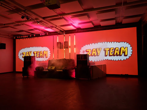 Ausgang Plaza – Salle de spectacle Plaza St-Hubert by null