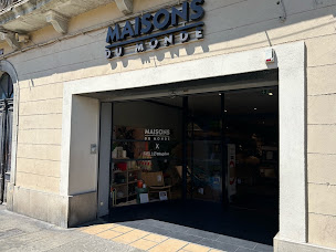 Photo n°13 de Maisons du Monde à Sète (Magasin de canapés)