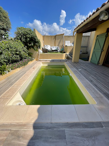 Photo de Bmrt Piscine 83 à Six-Fours-les-Plages (83140)