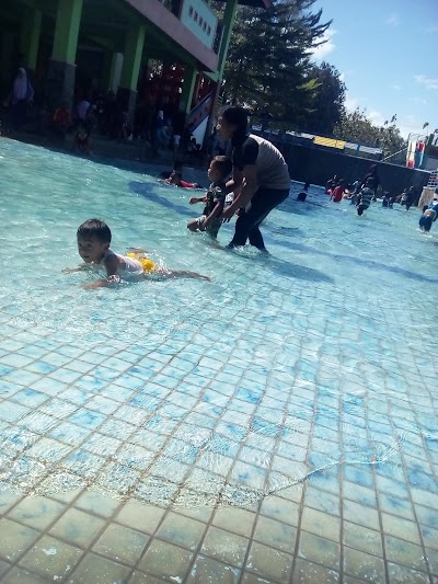 Photos of PD Madiun Umbul Square