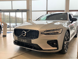 Photo n°10 de VOLVO RENNES - DEFRANCE AUTOMOBILES - CAR LOVERS à Cesson-Sévigné (Vendeur de voitures d'occasion)