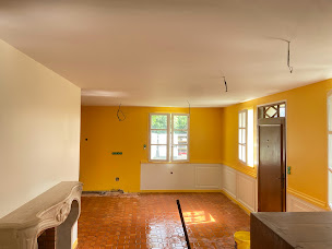 Photo n°1 de 2c Peinture à Saint-Martin-la-Pallu (Peintre en bâtiment)