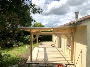 Photo n°28 de Multiservices georget à Scorbé-Clairvaux (Peintre en bâtiment)