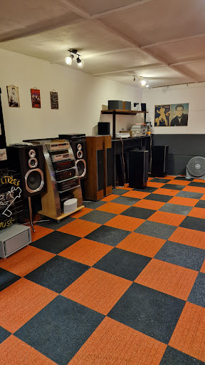 Rick's Audio - Visual