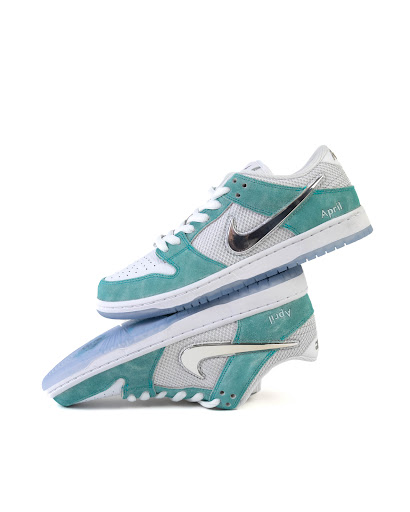 Royalties - Sneakers Shop - Thumbnail
