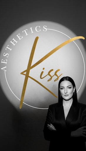 Aesthetics Kiss by Emma