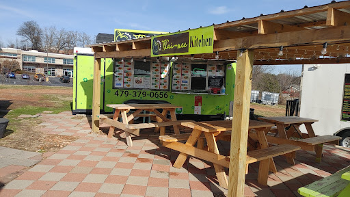 Apple's Thai Nee Kitchen, Fayetteville, NY