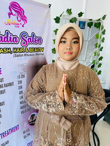 Nadia Salon