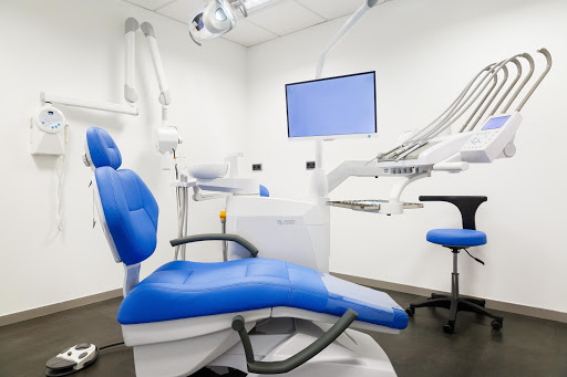 Clínica Dental Salomó | Clínica Dental en la Sagrera | Dentista en la Sagrera Logo