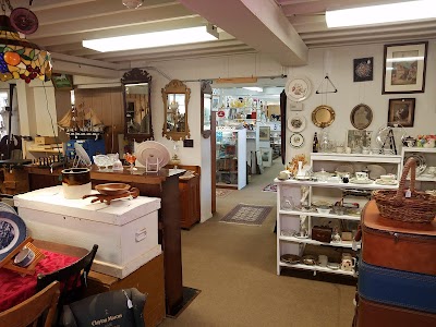 Eagles Nest Antique Center