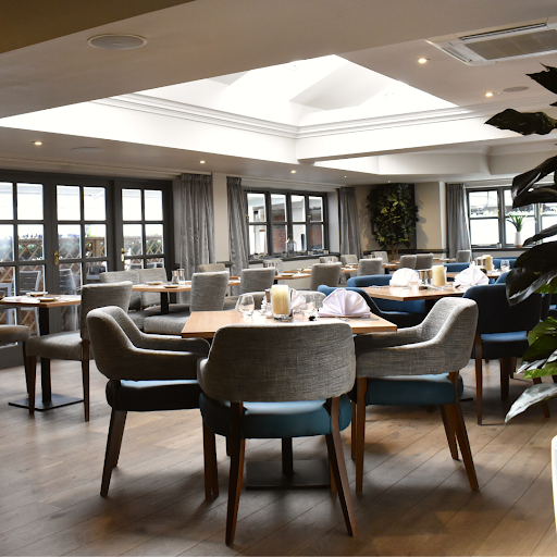 Dukes Steakhouse Bar & Grill Buckingham - Thumbnail