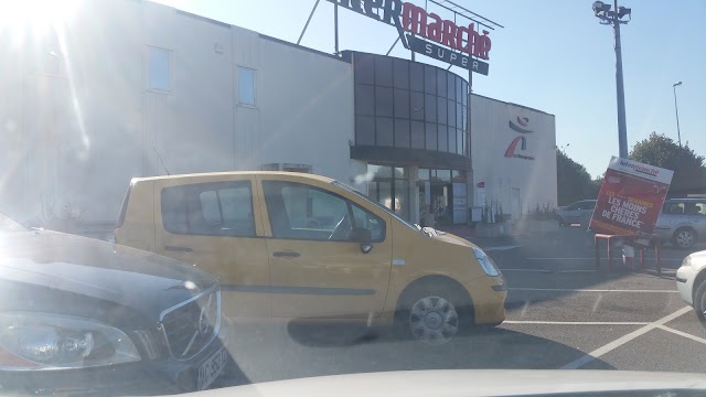 Intermarché SUPER Rouxmesnil-Bouteilles