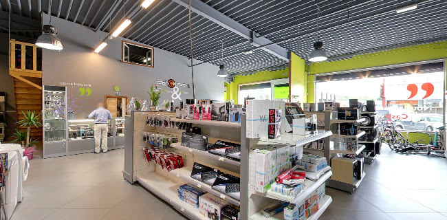 Reacties en beoordelingen van Cash Express Magasin d'occasions Multimédia, Image et Son, Téléphonie, Bijoux, Achat d'or
