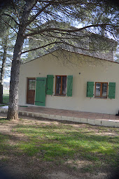 Photo n°42 de Les loups dans la bergerie à Banne (Lodge)