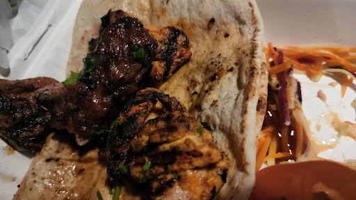 Ali's Spices Plus fusion bbq food truck - Thumbnail