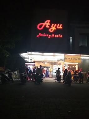 Ayu Bakery And Cake, Author: H Kimkim