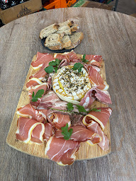 Photo n°21 de La barrique à mousse à Domfront en Poiraie (Cave à vins)