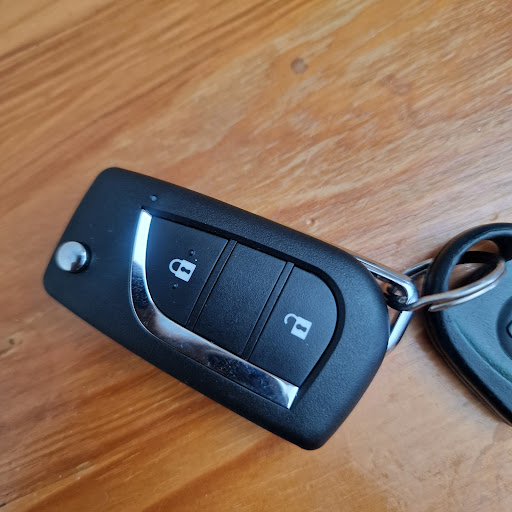 magna car keys - Thumbnail