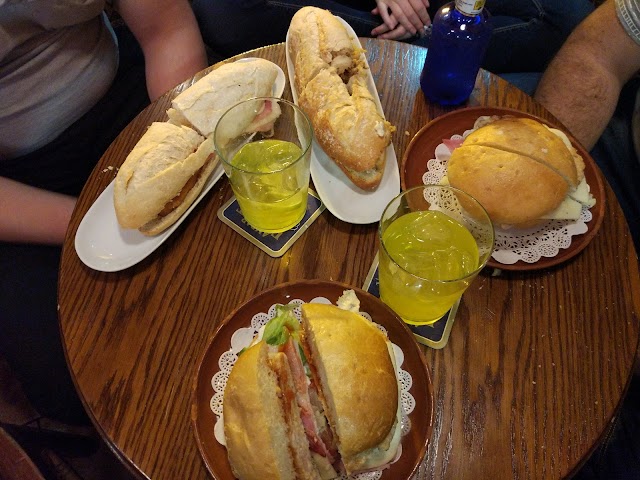Sport Tavern