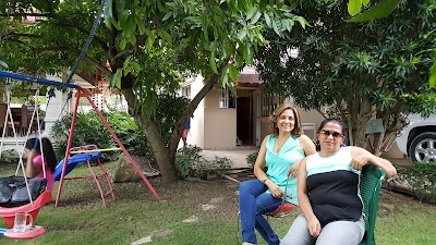 Photos of Alameda Oeste Park