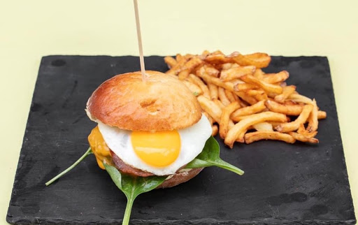 Photo 7 - LE KARAKTERE BURGERS ( Boeuf halal / Poulet / végétarien / Végane )
