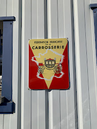 Photo n°5 de Carrosserie BESSON à Saint-Georges-d'Espéranche (Peinture automobile)