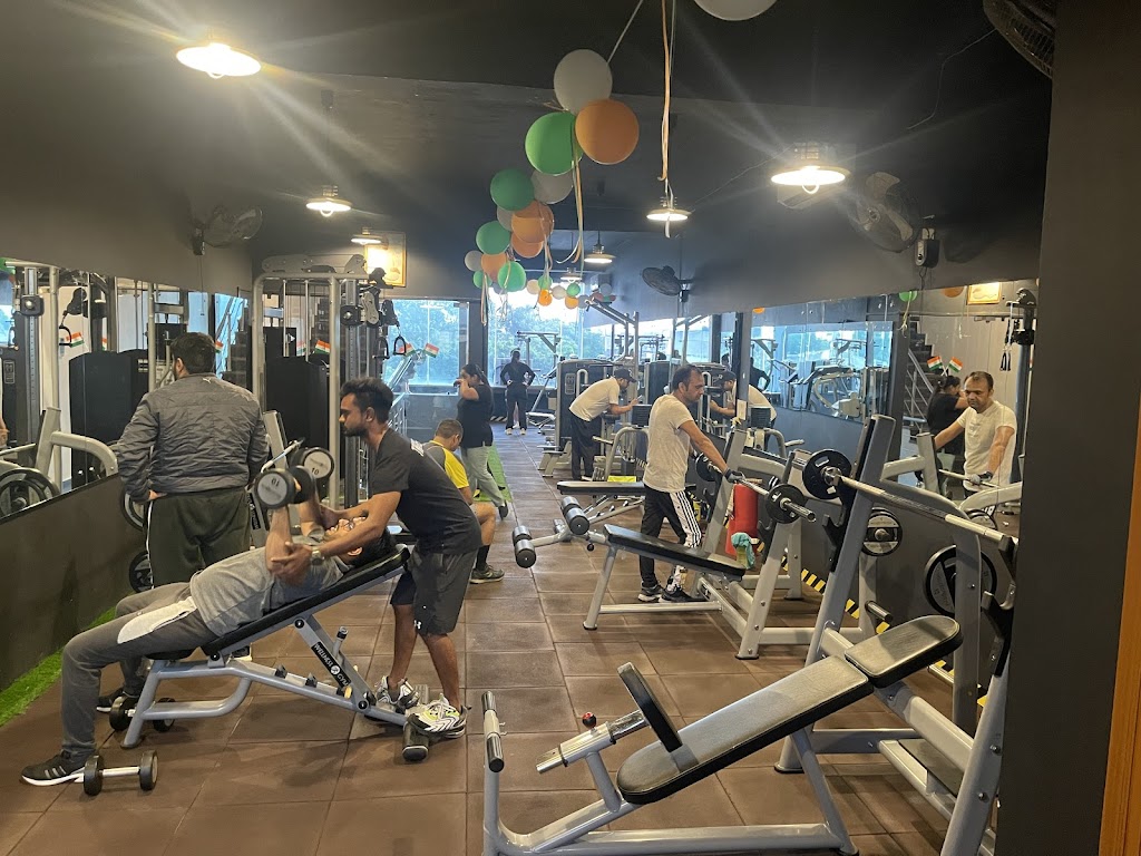 World Gym Fitness Point