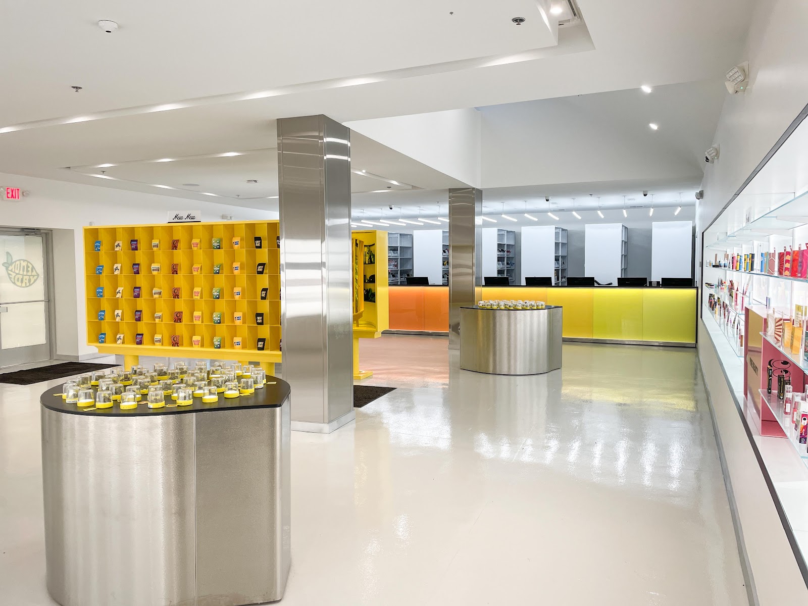 Lemonnade Cannabis Dispensary Centerline in Center Line, Michigan