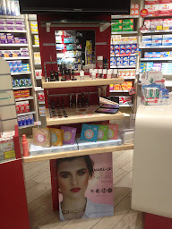 Photo n°3 de Pharmacie du Village ou Pharmacie ROGER à Saint-Cyprien (Pharmacie)