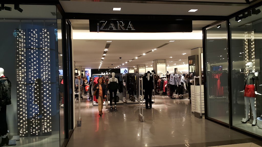 Zara turkey сайт. Zara Стамбул. Zara Турция. Zara Турция магазины.