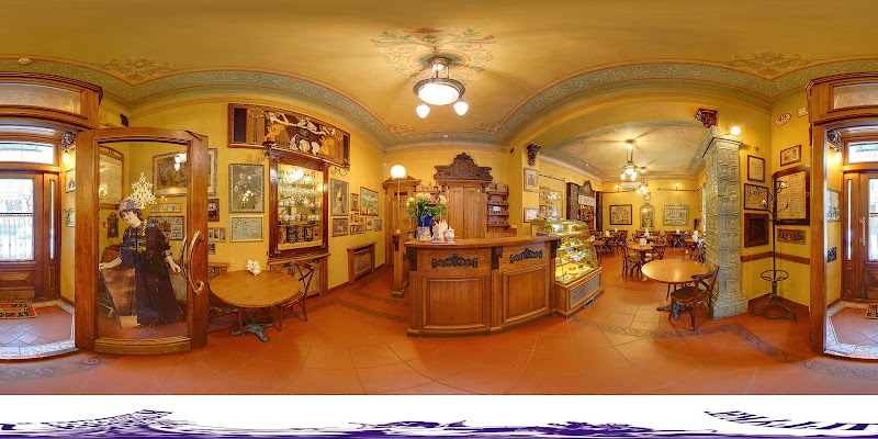 Затишний куточок у кав'ярні