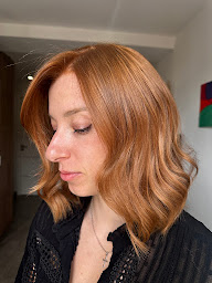 Photo n°4 de LE STUDIO URBAN HAIR à Contes (Salon de coiffure)