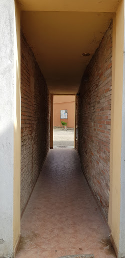 Scorciatoia per la piazza - Thumbnail