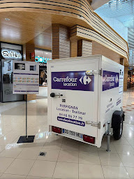 Photo n°9 de Carrefour Location à École-Valentin (Agence de location de fourgonnettes)