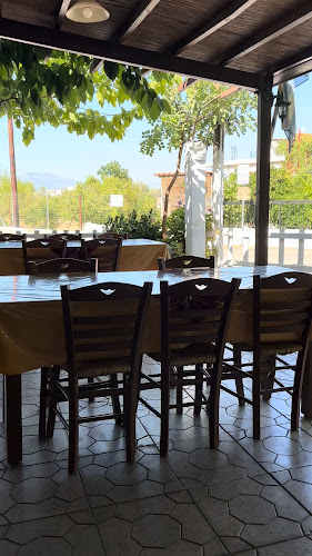 Ζουγανελης Α Restaurant - Σαρωνικός