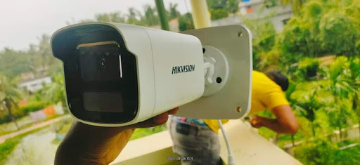 Hikvision colour camera post image