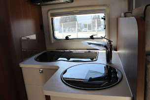 Photo n°16 de L'Aventure Camping Car à Chenôve (Concessionnaire de véhicules de loisirs)