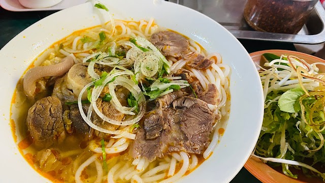 Bánh Căn Cô Chín