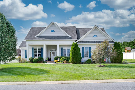 Emily Harris-Henry, REALTOR