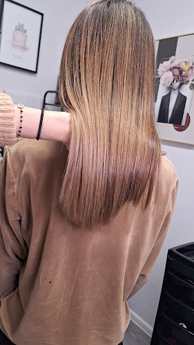 Opinie o Studio Fryzur Barbara Leszczyńska w Ostrowiec Świętokrzyski - Salon fryzjerski