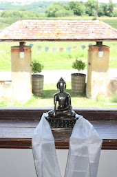 Photo n°2 de EFT Calm with Yoga Jo (Yoga, EFT, Reiki) à Saint-Cernin-de-Labarde (Professeur de yoga)